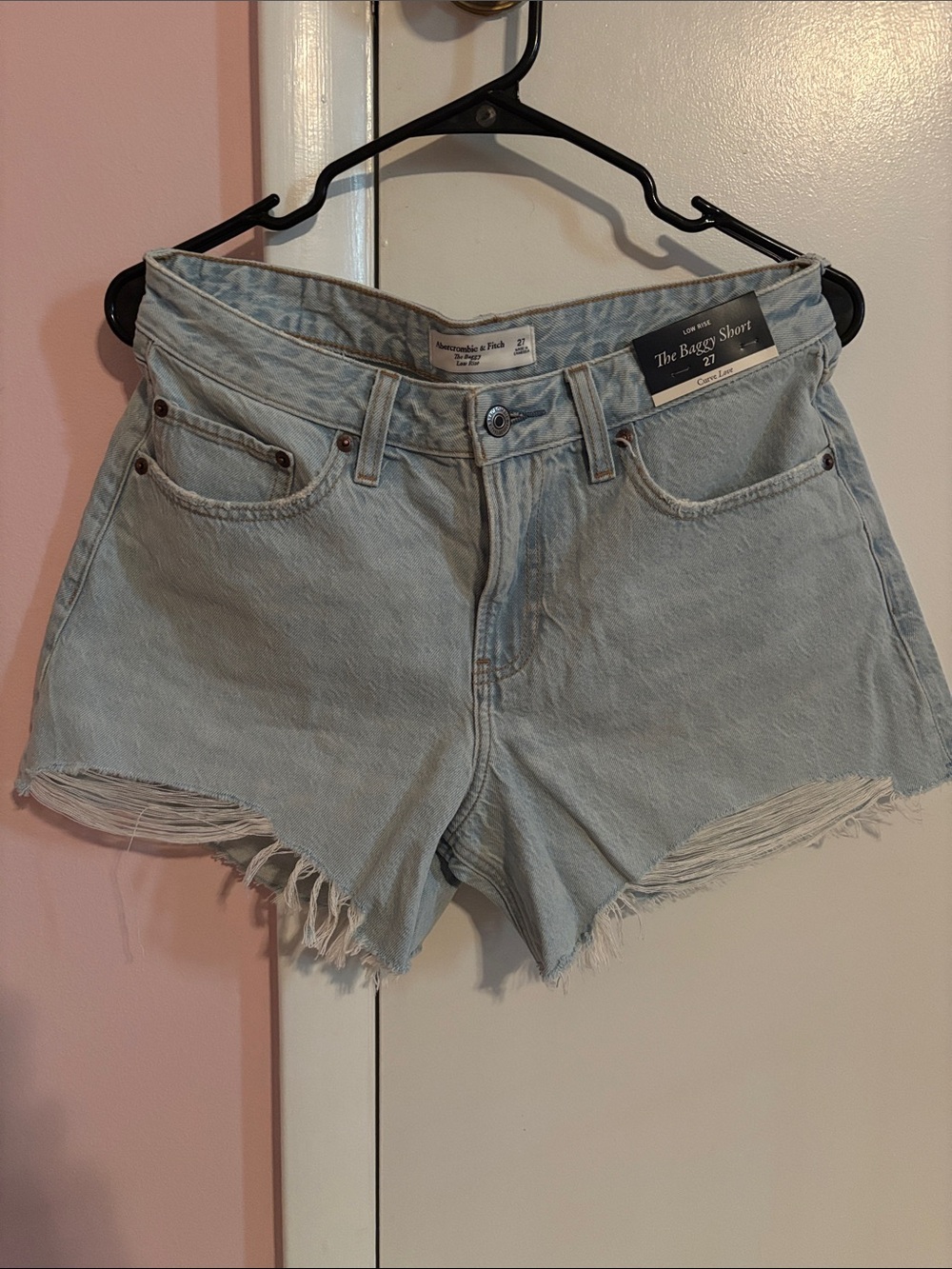 NWT Abercrombie & Fitch CURVE LOVE Low Rise Baggy Short Light Wash